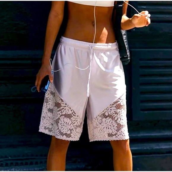 New Free People Movement Roster Satin Lace Trim Baggy Long Shorts White Medium - Picture 4 of 11